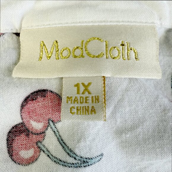 MODCLOTH Cherry Print Sleeveless Button-Up Top 1X – White Coquette Peplum Blouse - Picture 5 of 11